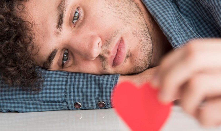 Cómo actuar con un hombre que tiene miedo a enamorarse Cómo actuar con un hombre que tiene miedo a enamorarse